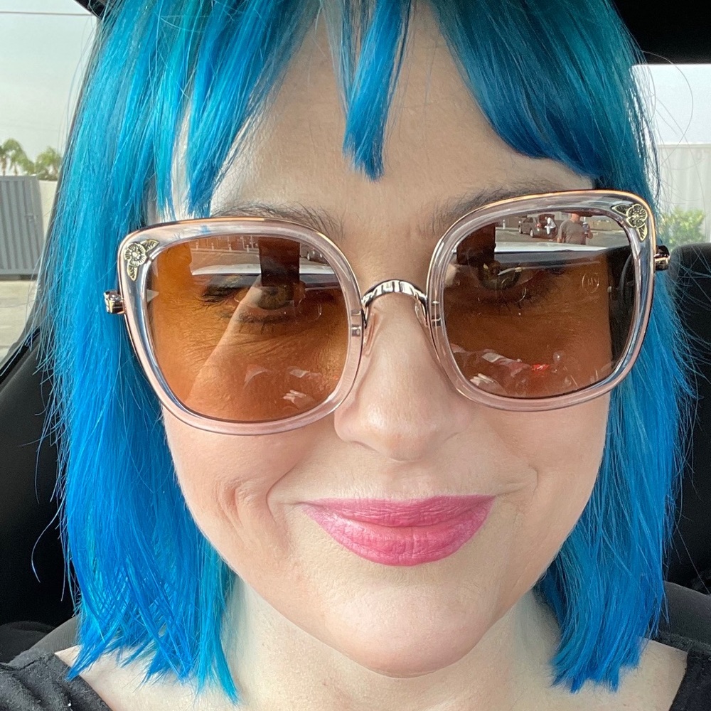 Meet your Posher, Alison